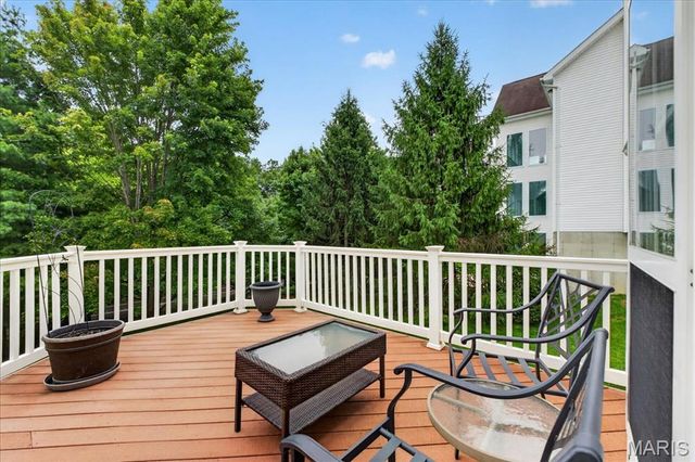 1223 Polo Lake Drive, Ellisville, MO 63021