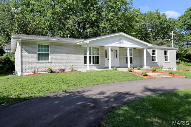 7 Barbre Court, St Louis, MO 63119