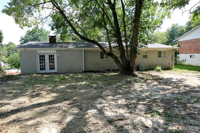 7 Barbre Court, St Louis, MO 63119