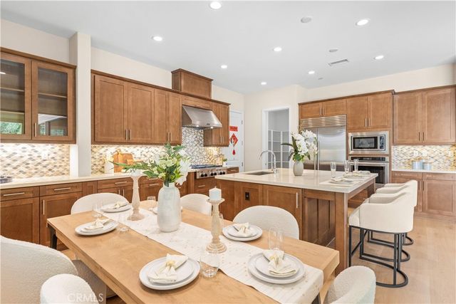53 Tundra, Irvine, CA 92602