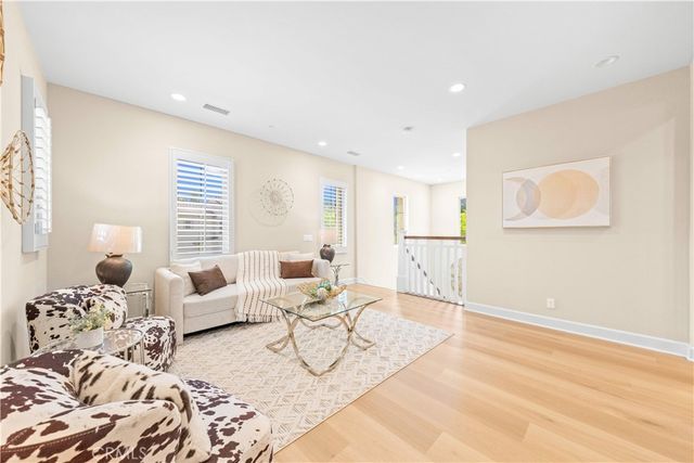 53 Tundra, Irvine, CA 92602
