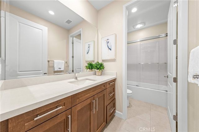 53 Tundra, Irvine, CA 92602