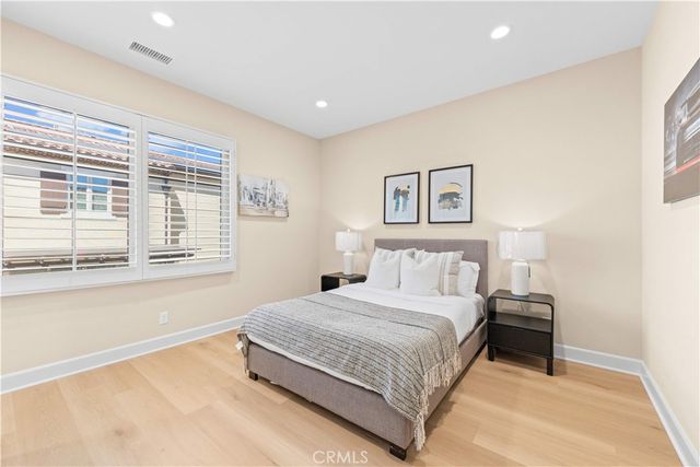 53 Tundra, Irvine, CA 92602