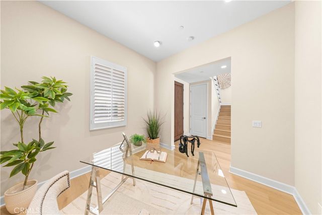 53 Tundra, Irvine, CA 92602
