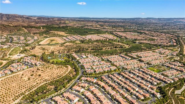 53 Tundra, Irvine, CA 92602