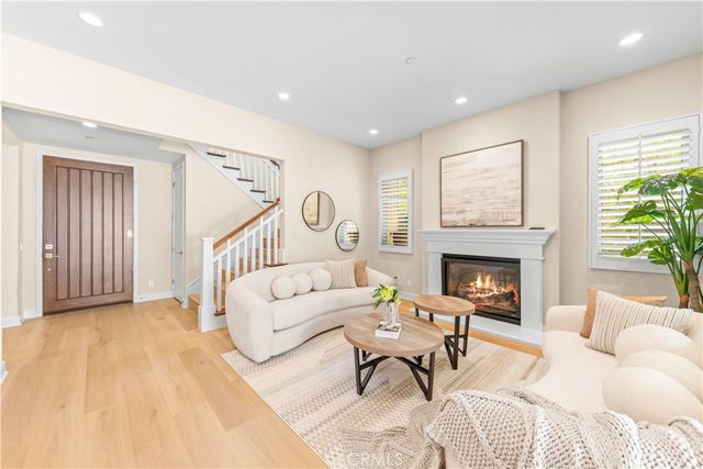 53 Tundra, Irvine, CA 92602
