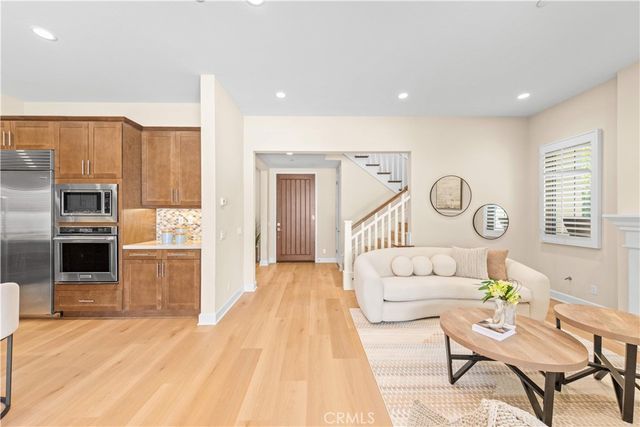 53 Tundra, Irvine, CA 92602
