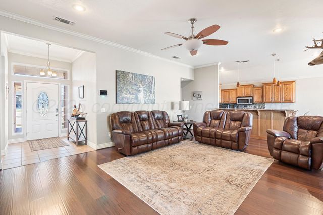 110 Fairview Street, Borger, TX 79007