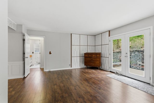 557 Holt Valley Rd, Nashville, TN 37221