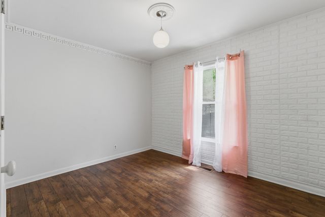 557 Holt Valley Rd, Nashville, TN 37221