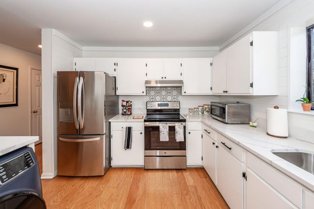 1141 Shadow Lake Circle J, Mount Pleasant, SC 29464