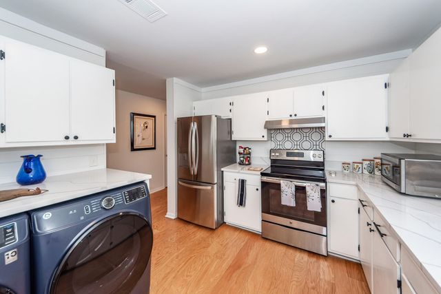 1141 Shadow Lake Circle J, Mount Pleasant, SC 29464