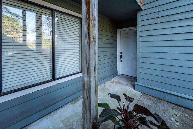 1141 Shadow Lake Circle J, Mount Pleasant, SC 29464