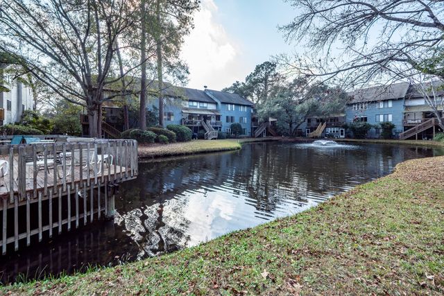 1141 Shadow Lake Circle J, Mount Pleasant, SC 29464