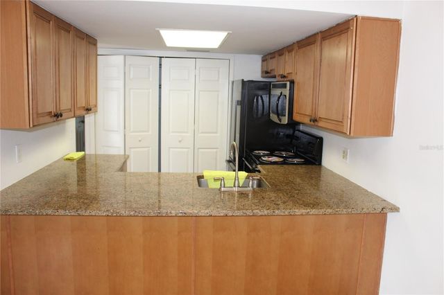 6912 EL CENTRO COURT 1, Tampa, FL 33634