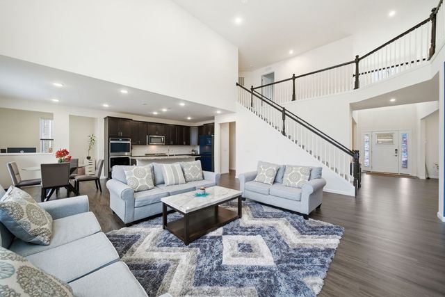 13005 Timber Wood Circle, Plainfield, IL 60585