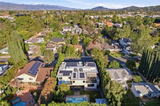 4545 Stern Avenue, Sherman Oaks, CA 91423