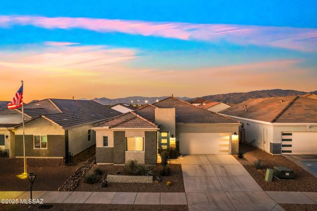 12725 E Russo Drive, Vail, AZ 85641