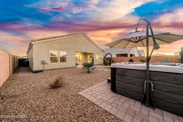 12725 E Russo Drive, Vail, AZ 85641