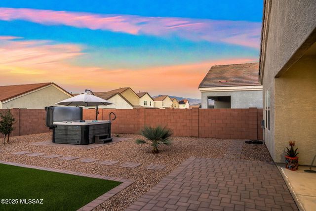 12725 E Russo Drive, Vail, AZ 85641