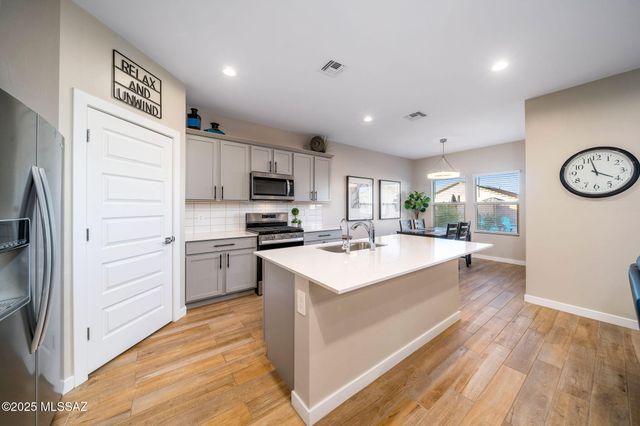 12725 E Russo Drive, Vail, AZ 85641