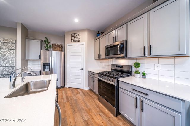 12725 E Russo Drive, Vail, AZ 85641