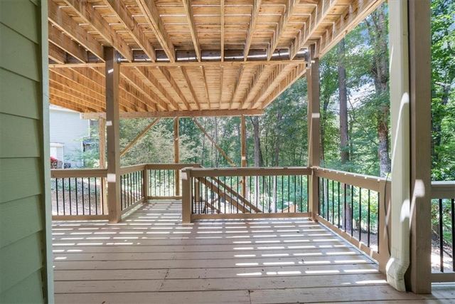 3410 Banks Mountain Place, Gainesville, GA 30506