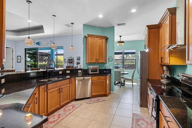 1394 OAKMONT DRIVE, Winter Haven, FL 33884