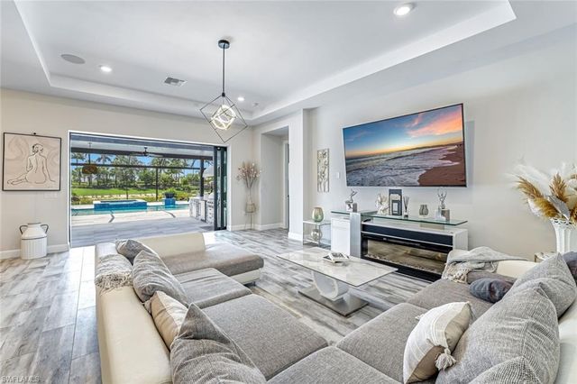 15495 Rio Ponace CT, Naples, FL 34114