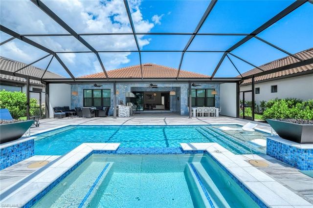 15495 Rio Ponace CT, Naples, FL 34114