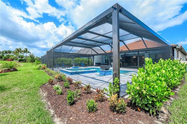 15495 Rio Ponace CT, Naples, FL 34114