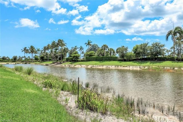 15495 Rio Ponace CT, Naples, FL 34114