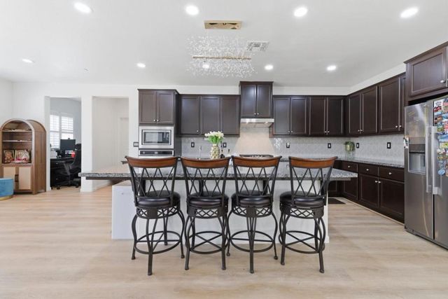 2429 Northington Drive, Tracy, CA 95377