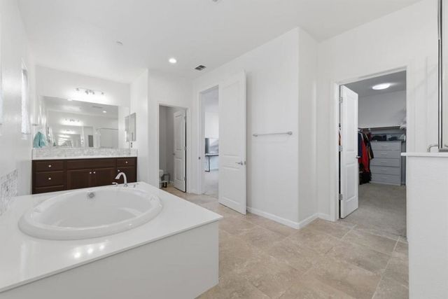 2429 Northington Drive, Tracy, CA 95377