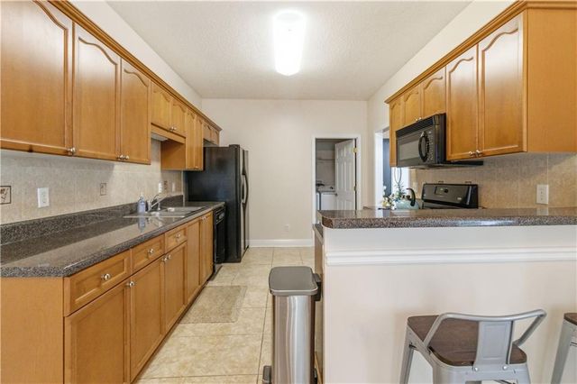 2510 Rosehill Circle, Lithia Springs, GA 30122