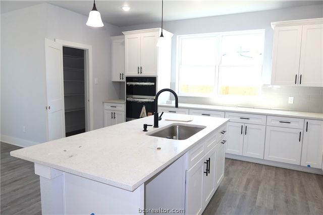 2008 Reagan Court, Bryan, TX 77802