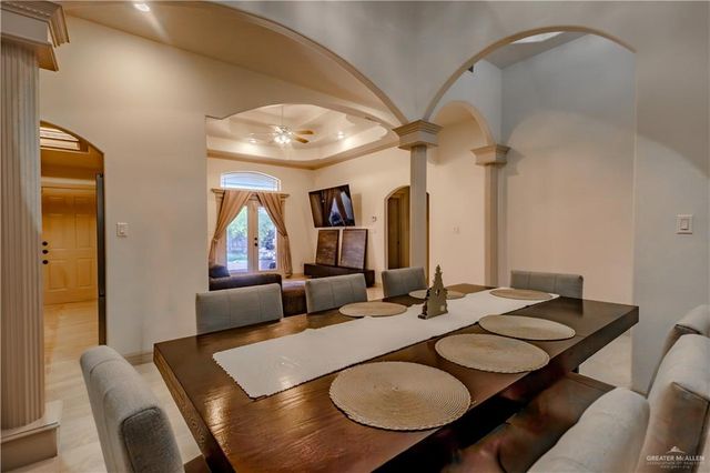 2002 W 42nd Street, Mission, TX 78573