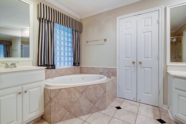 5365 Lampasas Street, Houston, TX 77056