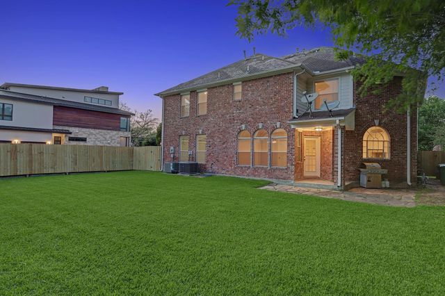 5365 Lampasas Street, Houston, TX 77056