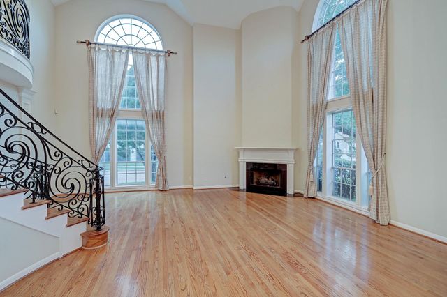 5365 Lampasas Street, Houston, TX 77056