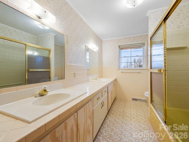 159 Big Island Road, Forest City, NC 28043