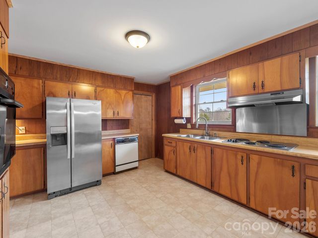 159 Big Island Road, Forest City, NC 28043