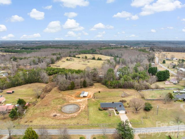 159 Big Island Road, Forest City, NC 28043