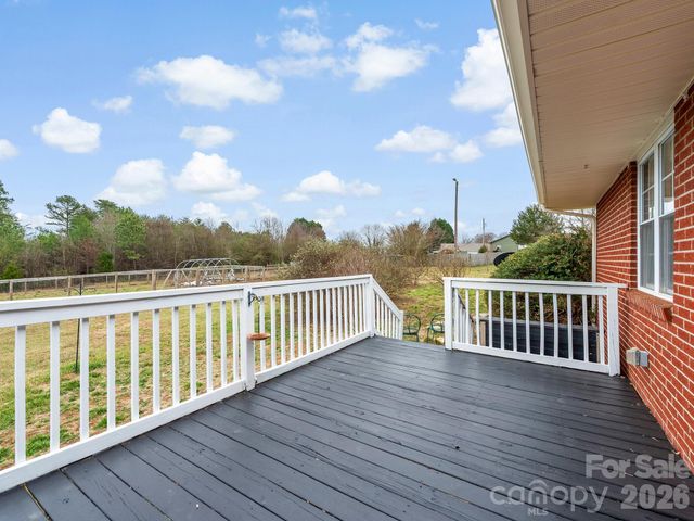 159 Big Island Road, Forest City, NC 28043