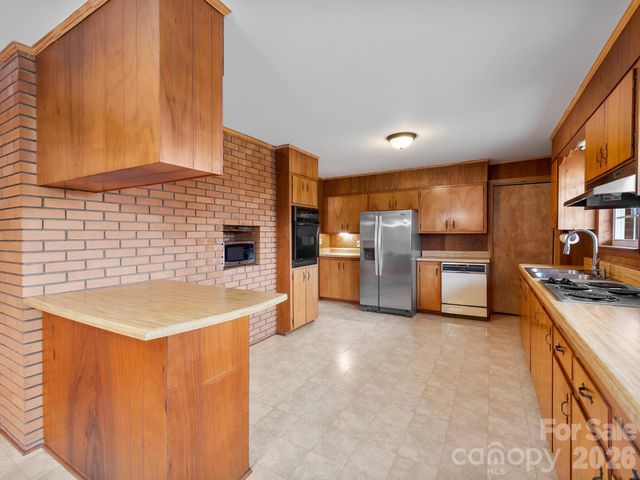 159 Big Island Road, Forest City, NC 28043