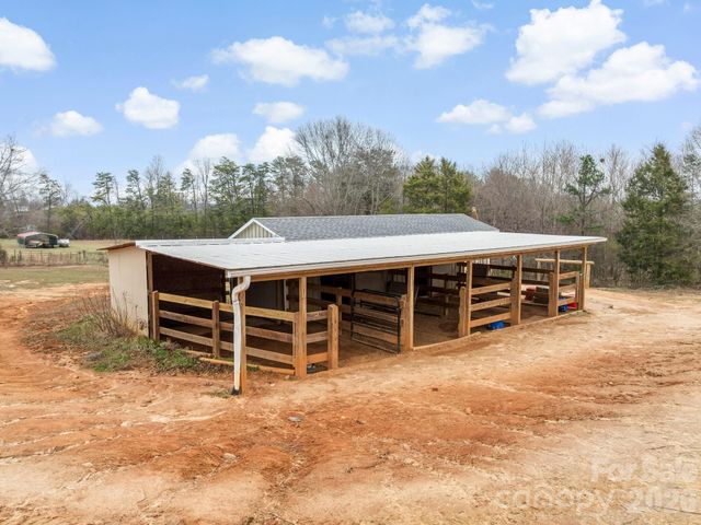 159 Big Island Road, Forest City, NC 28043