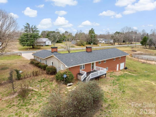 159 Big Island Road, Forest City, NC 28043