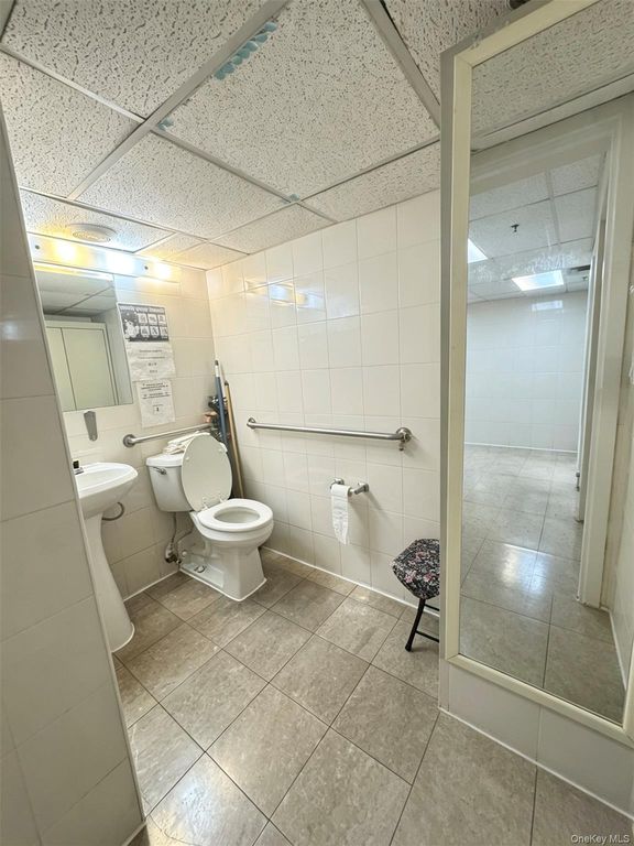133-47 Sanford Avenue 1G, Flushing, NY 11355 — photo 4