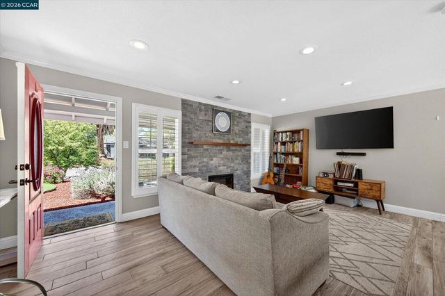 1919 Elinora Dr, Pleasant Hill, CA 94523