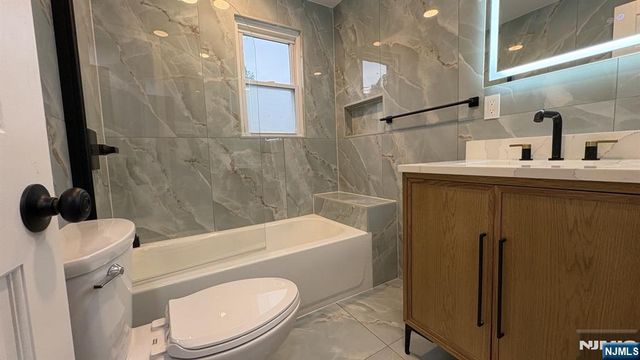 266 Hamilton Road, Teaneck, NJ 07666